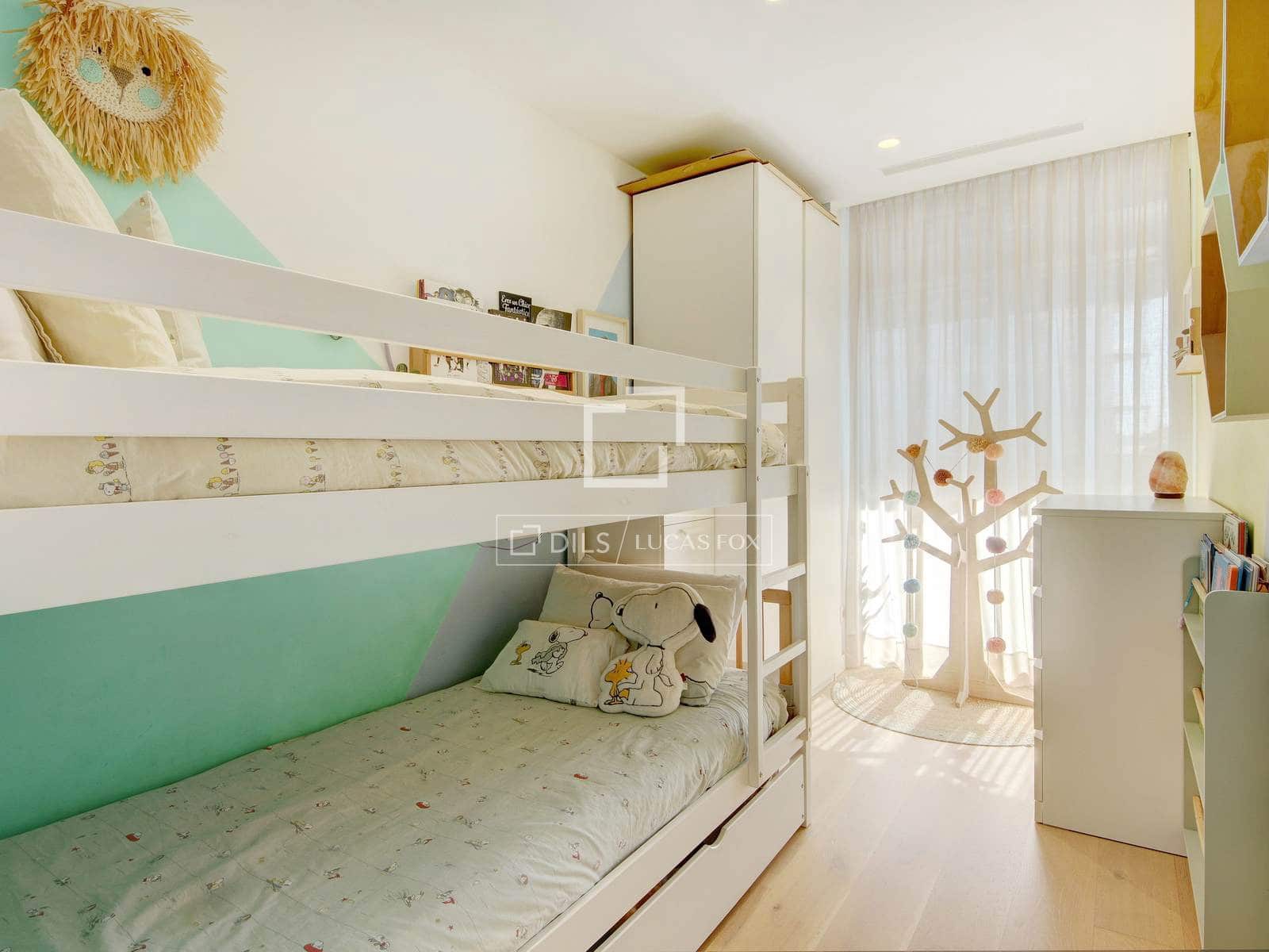 4 bedroom Apartment for sale in Sant Just Desvern with pool garage - € 770,000 (Ref: 9801438)