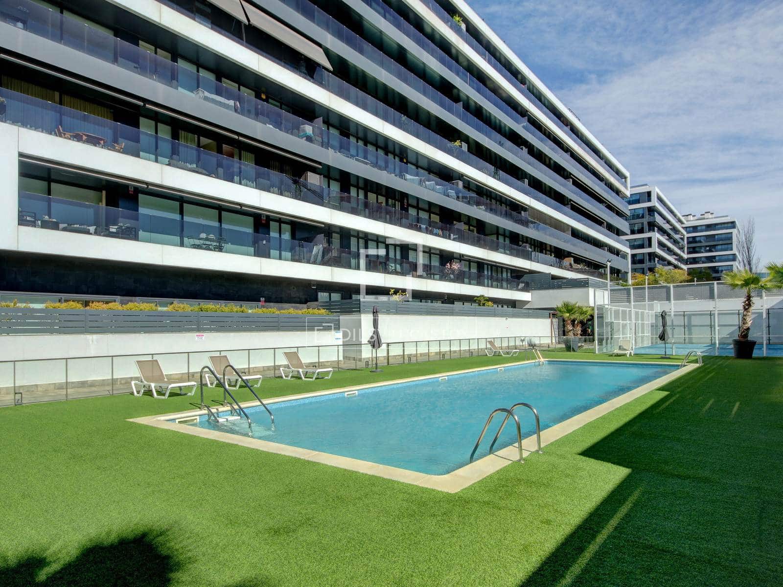 4 bedroom Apartment for sale in Sant Just Desvern with pool garage - € 770,000 (Ref: 9801438)