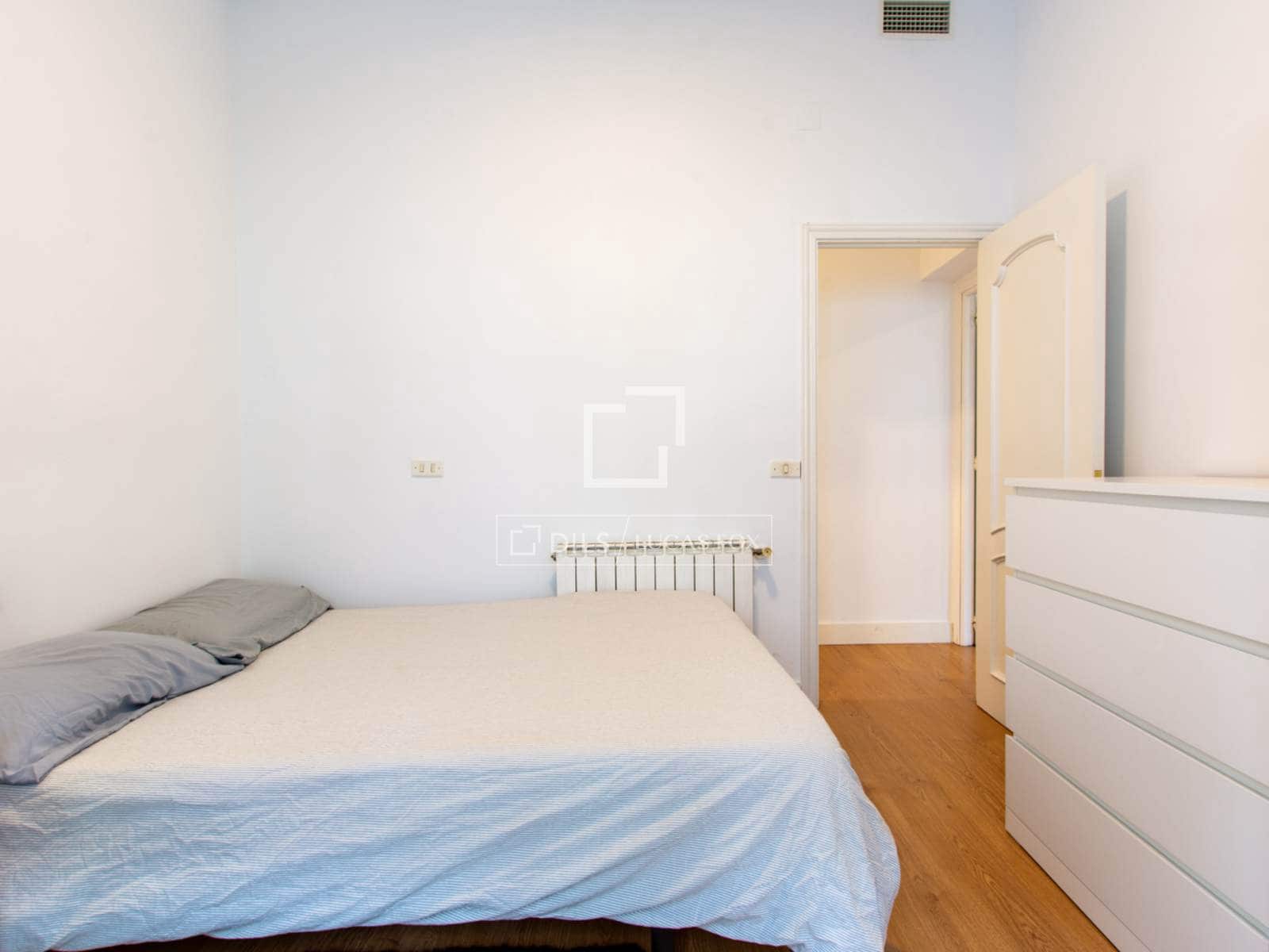 4 soverom Leilighet til leie i Madrid by - € 4 900 (Ref: 9801440)