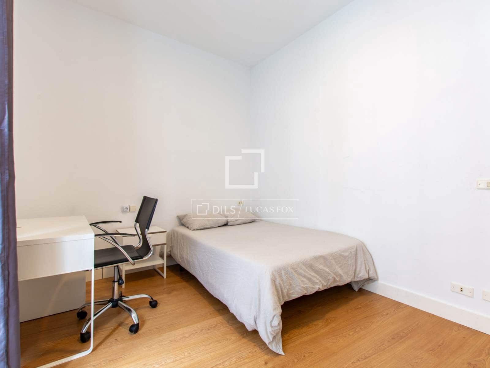 4 soverom Leilighet til leie i Madrid by - € 4 900 (Ref: 9801440)