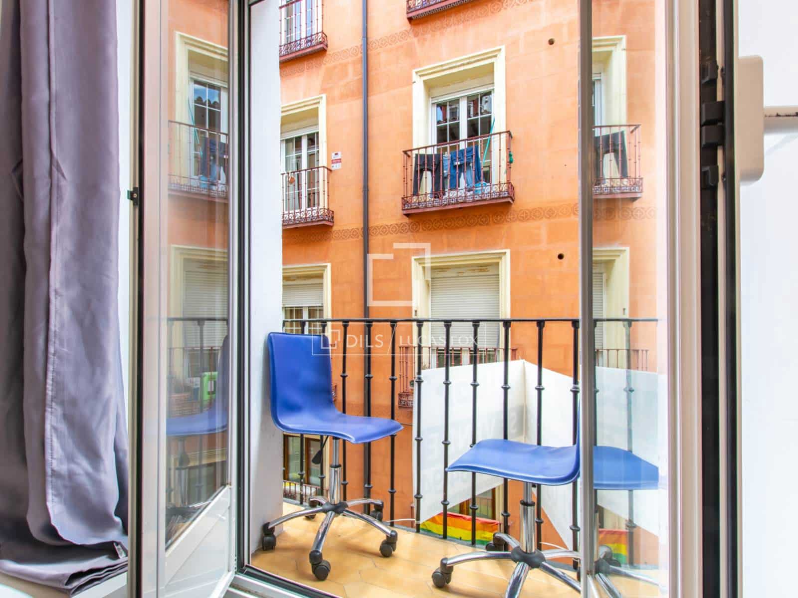 4 soverom Leilighet til leie i Madrid by - € 4 900 (Ref: 9801440)