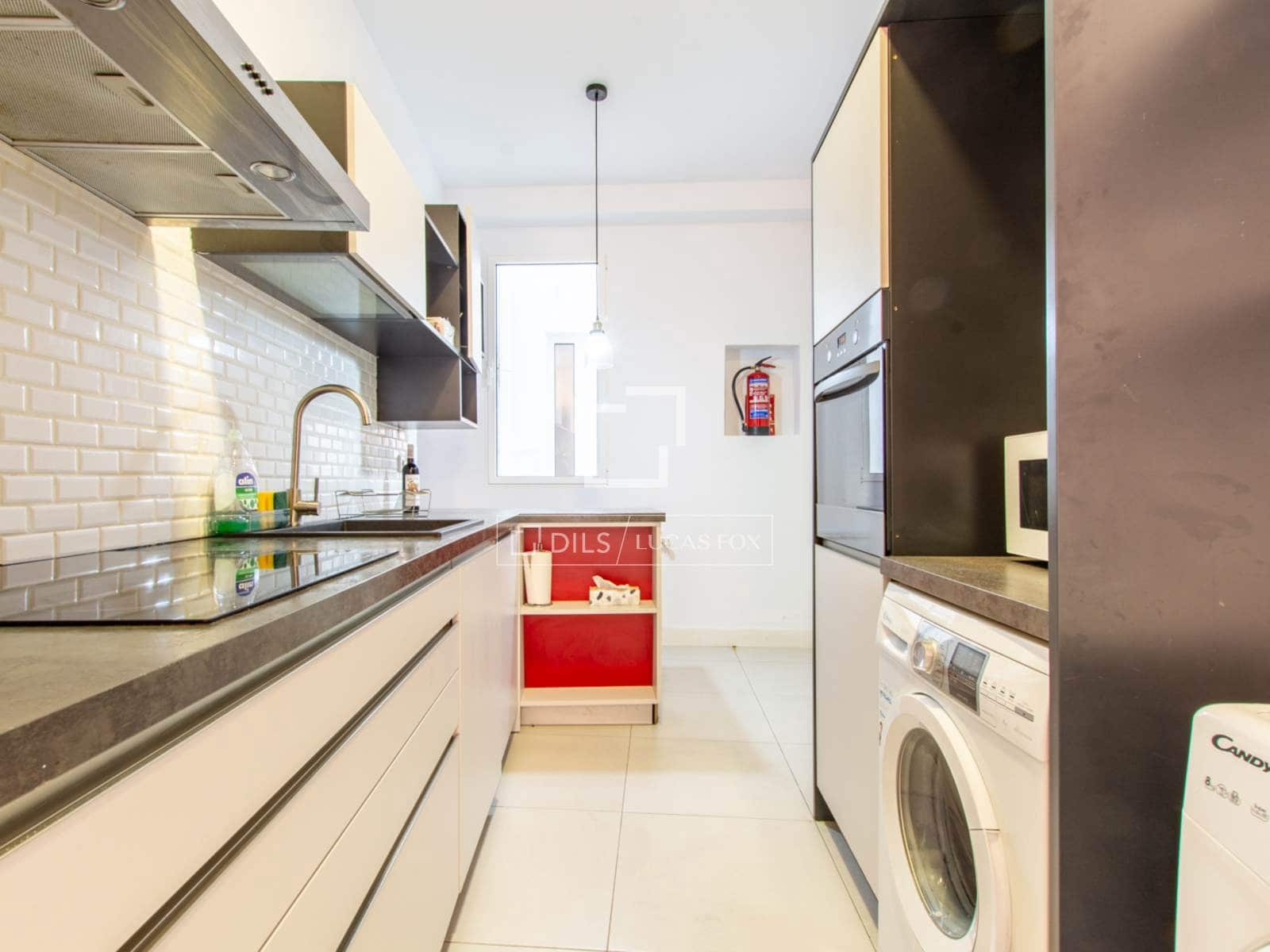 4 soverom Leilighet til leie i Madrid by - € 4 900 (Ref: 9801440)