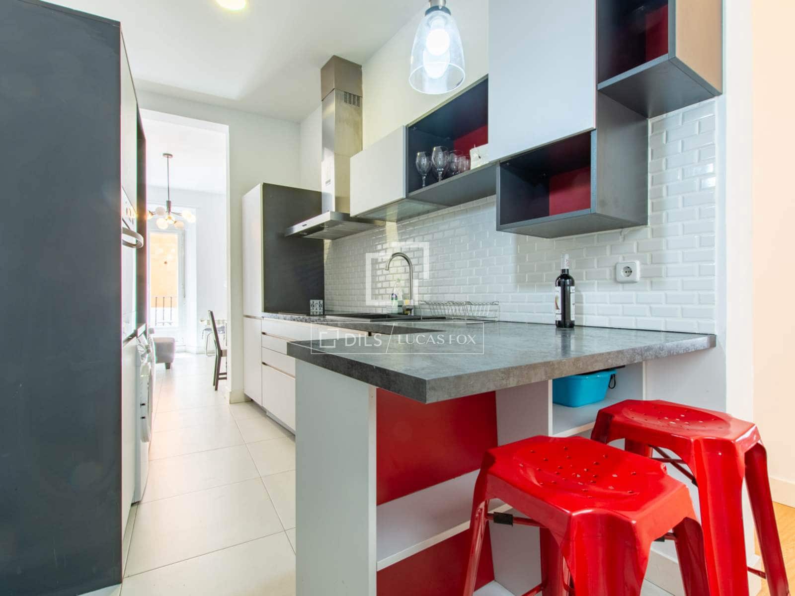 4 soverom Leilighet til leie i Madrid by - € 4 900 (Ref: 9801440)