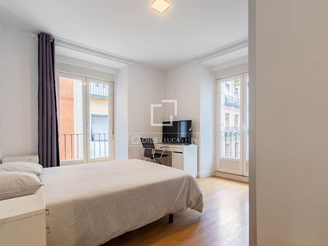 4 soverom Leilighet til leie i Madrid by - € 4 900 (Ref: 9801440)