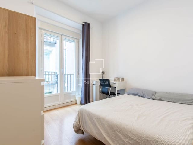 4 soverom Leilighet til leie i Madrid by - € 4 900 (Ref: 9801440)