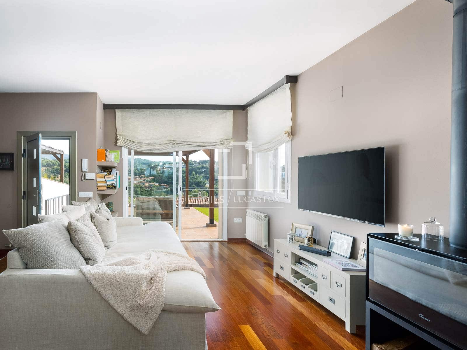 3 Zimmer Villa zu verkaufen in Sant Pol de Mar mit Pool Garage - 750.000 € (Ref: 9801441)