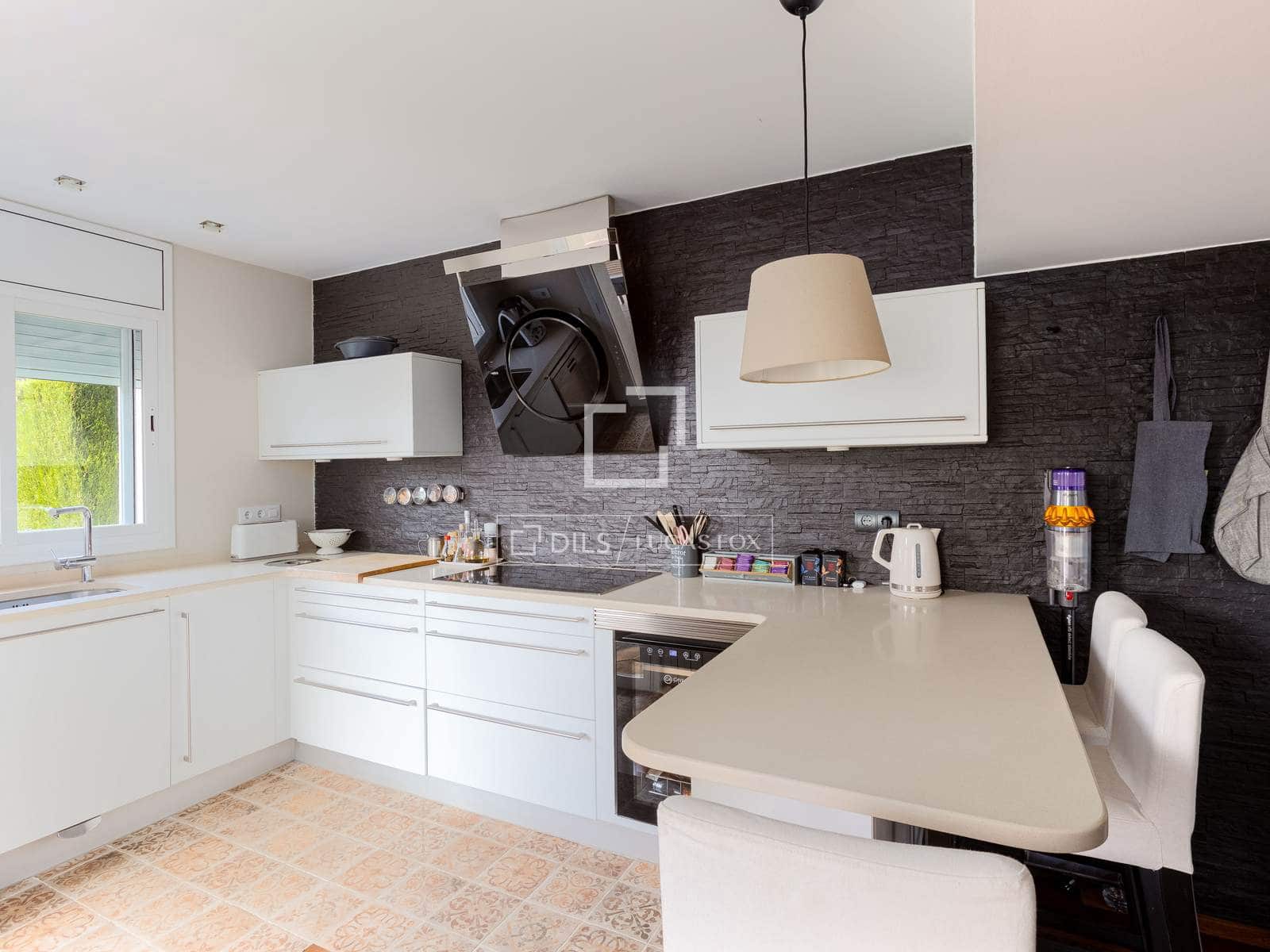 3 Zimmer Villa zu verkaufen in Sant Pol de Mar mit Pool Garage - 750.000 € (Ref: 9801441)