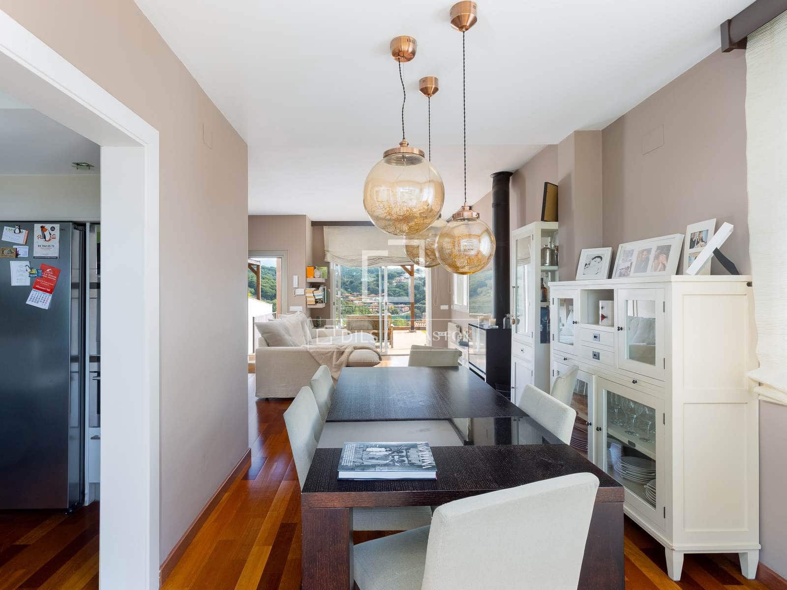 3 Zimmer Villa zu verkaufen in Sant Pol de Mar mit Pool Garage - 750.000 € (Ref: 9801441)