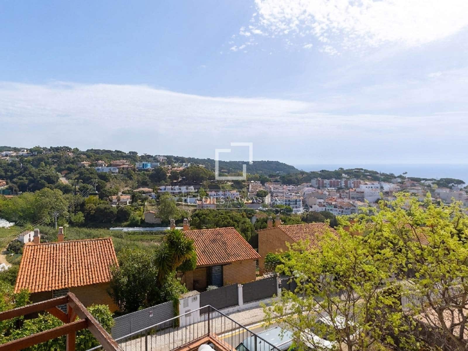 3 Zimmer Villa zu verkaufen in Sant Pol de Mar mit Pool Garage - 750.000 € (Ref: 9801441)