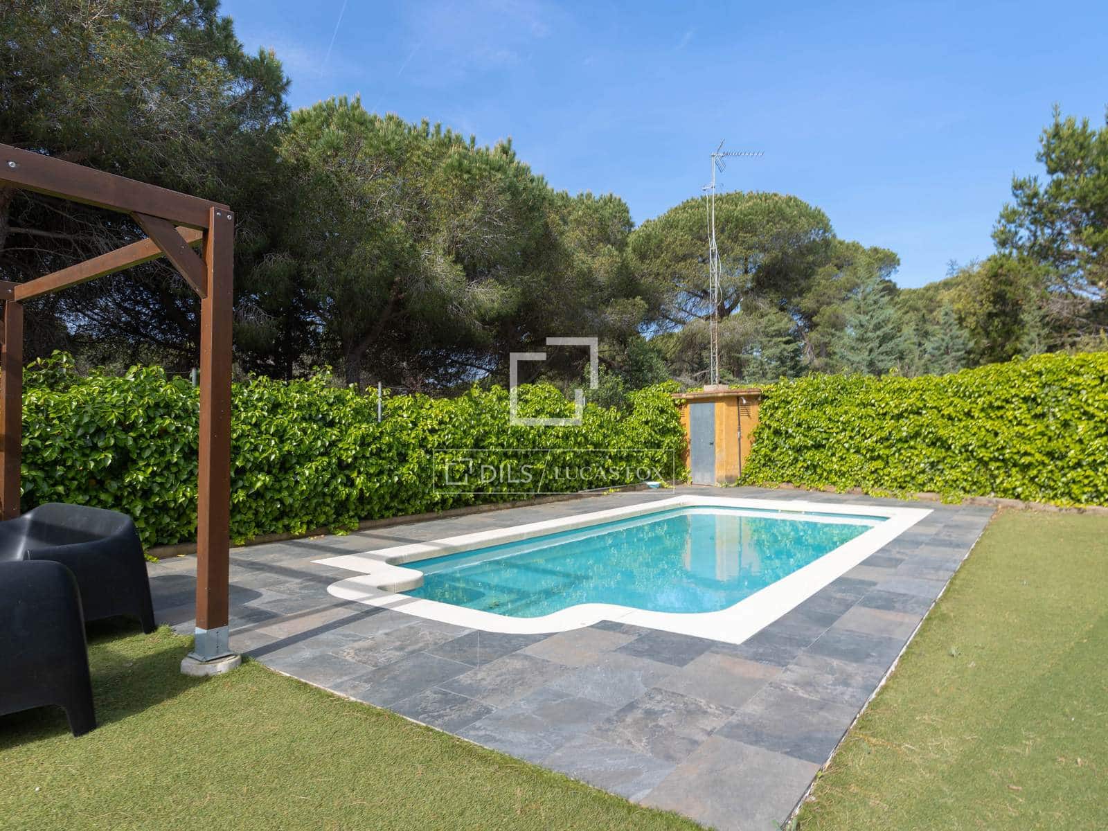 3 Zimmer Villa zu verkaufen in Sant Pol de Mar mit Pool Garage - 750.000 € (Ref: 9801441)