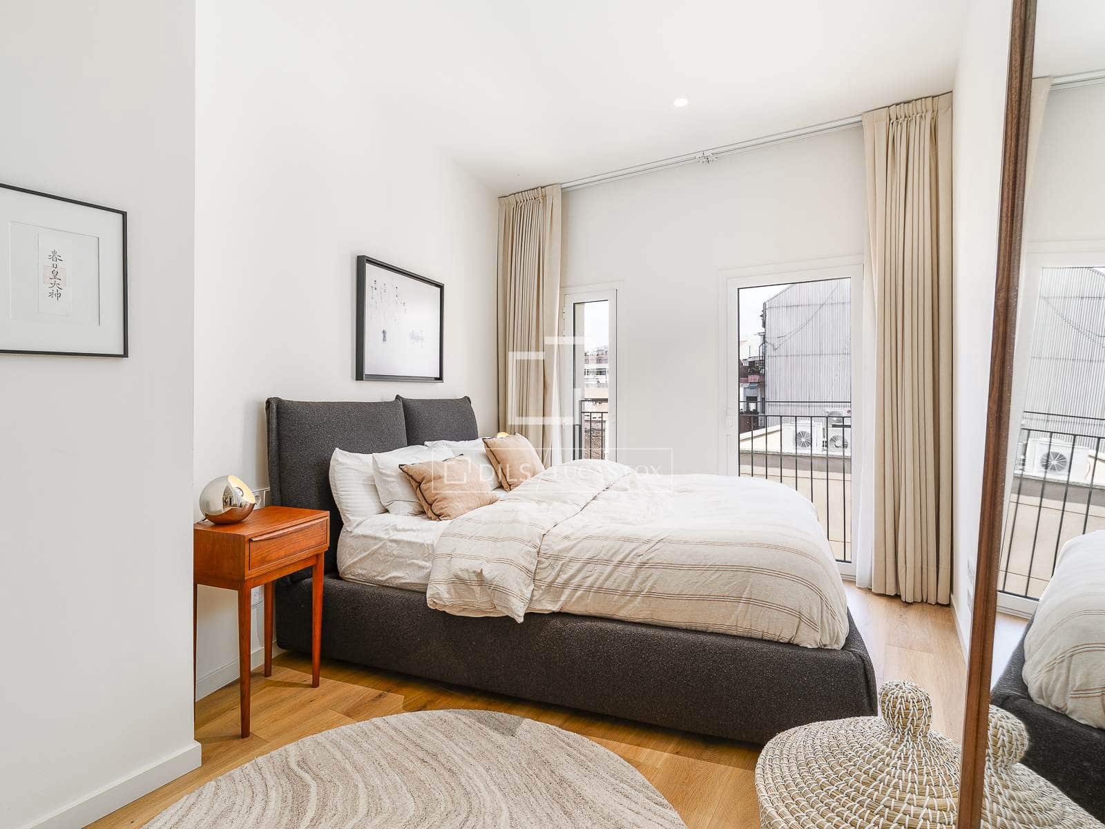 3 slaapkamer Appartement te koop in Barcelona stad - € 815.000 (Ref: 9802933)