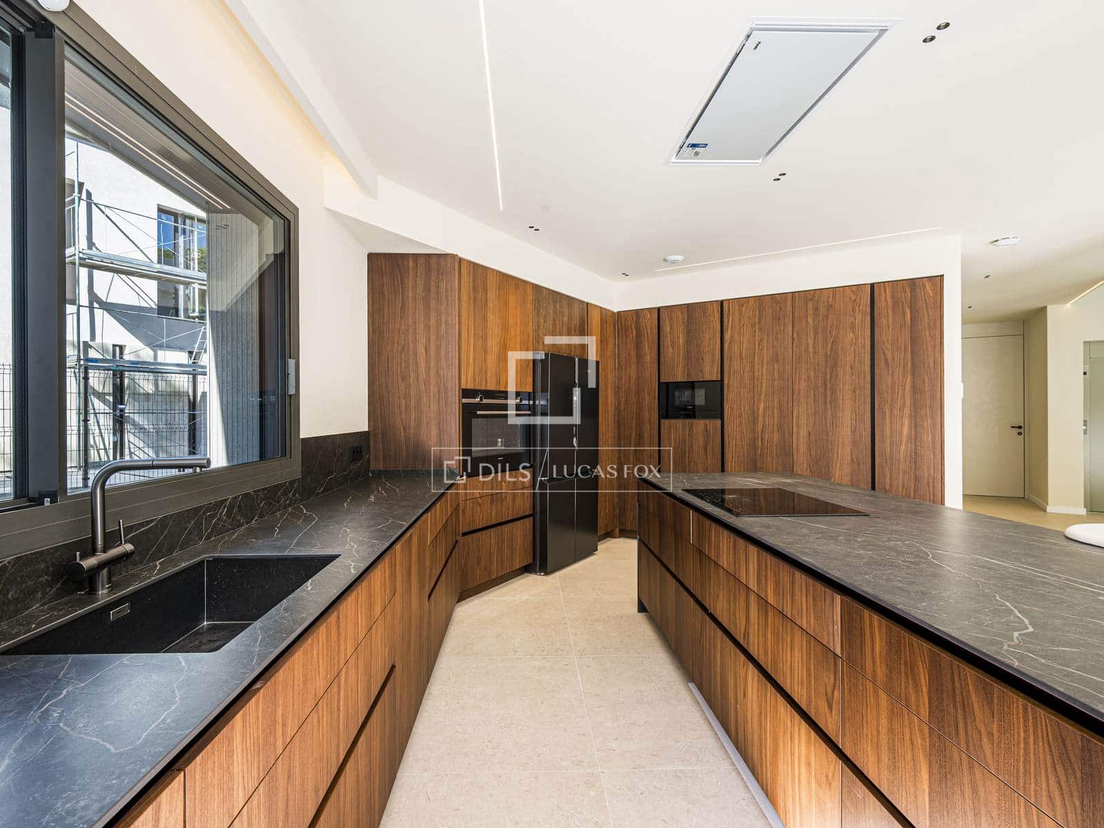 5 soveværelse Villa til salg i Castelldefels med swimmingpool garage - € 3.800.000 (Ref: 9802934)
