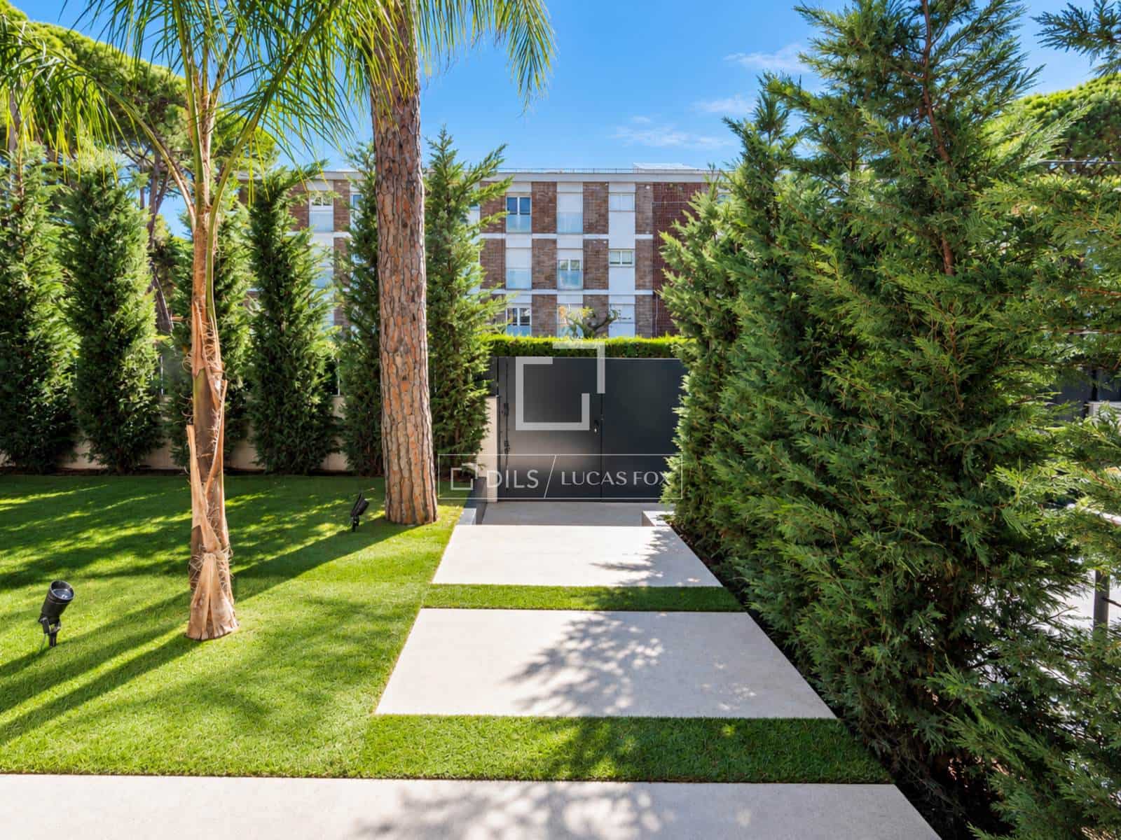 5 soveværelse Villa til salg i Castelldefels med swimmingpool garage - € 3.800.000 (Ref: 9802934)