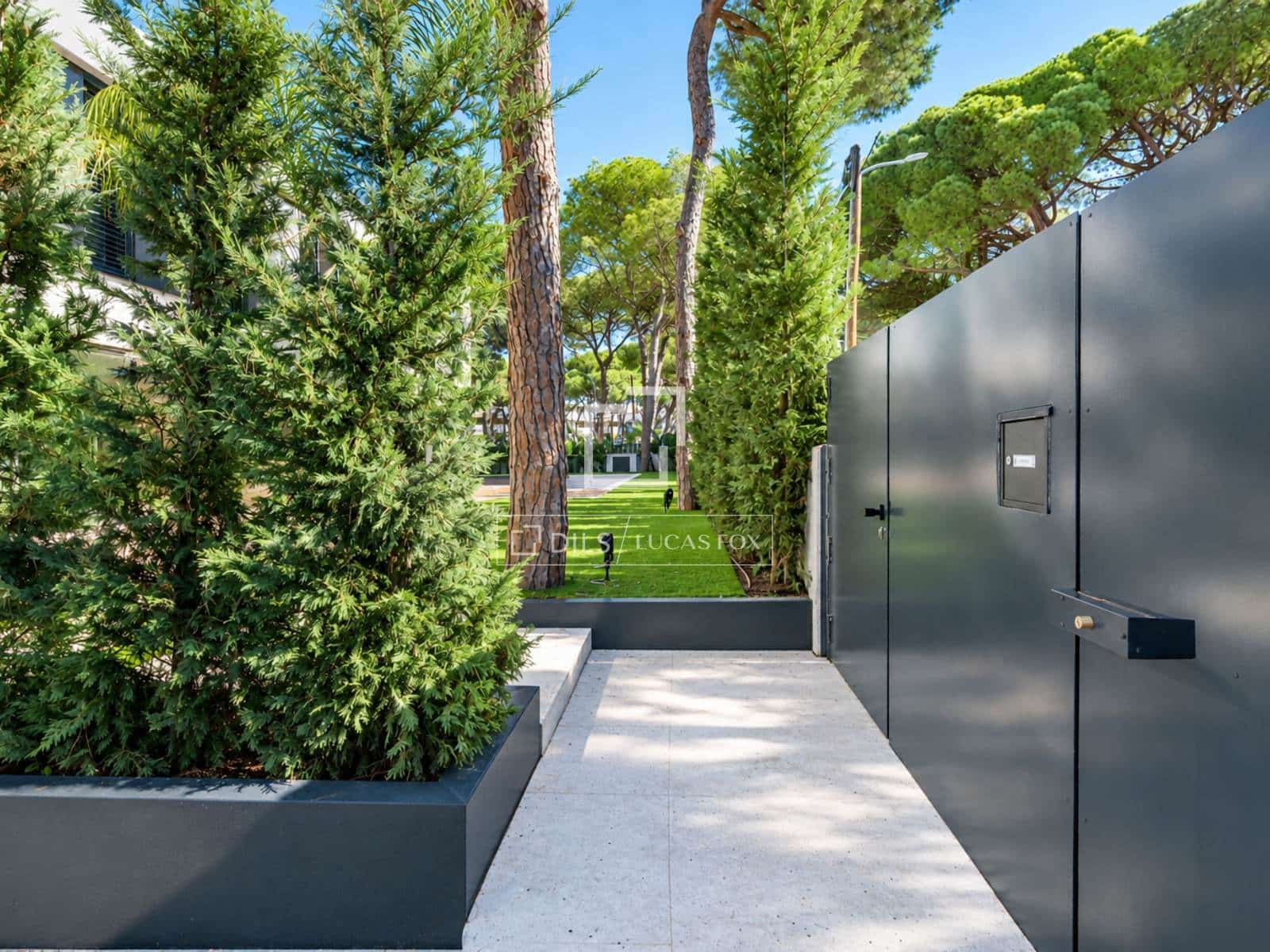 5 soveværelse Villa til salg i Castelldefels med swimmingpool garage - € 3.800.000 (Ref: 9802934)