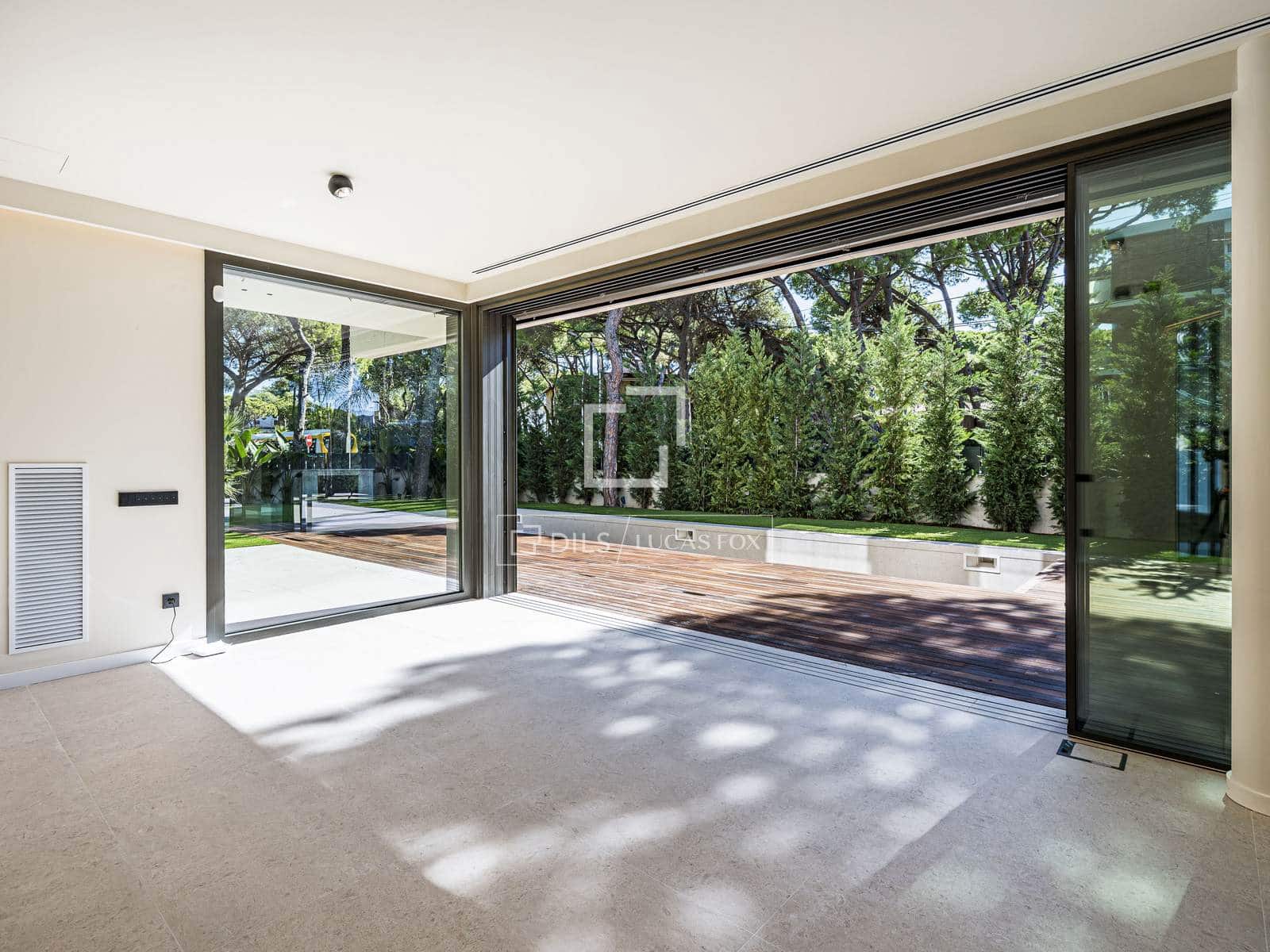 5 soveværelse Villa til salg i Castelldefels med swimmingpool garage - € 3.800.000 (Ref: 9802934)