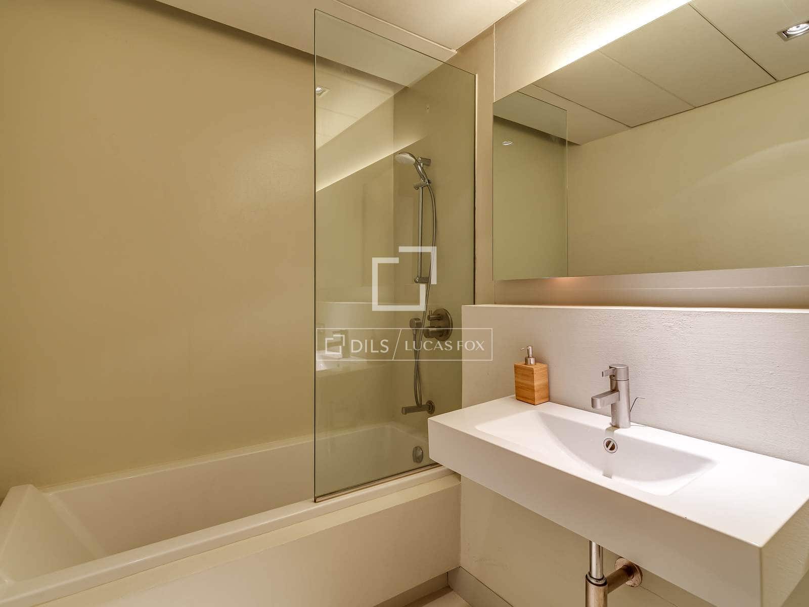 1 slaapkamer Appartement te koop in Barcelona stad - € 355.000 (Ref: 9802944)