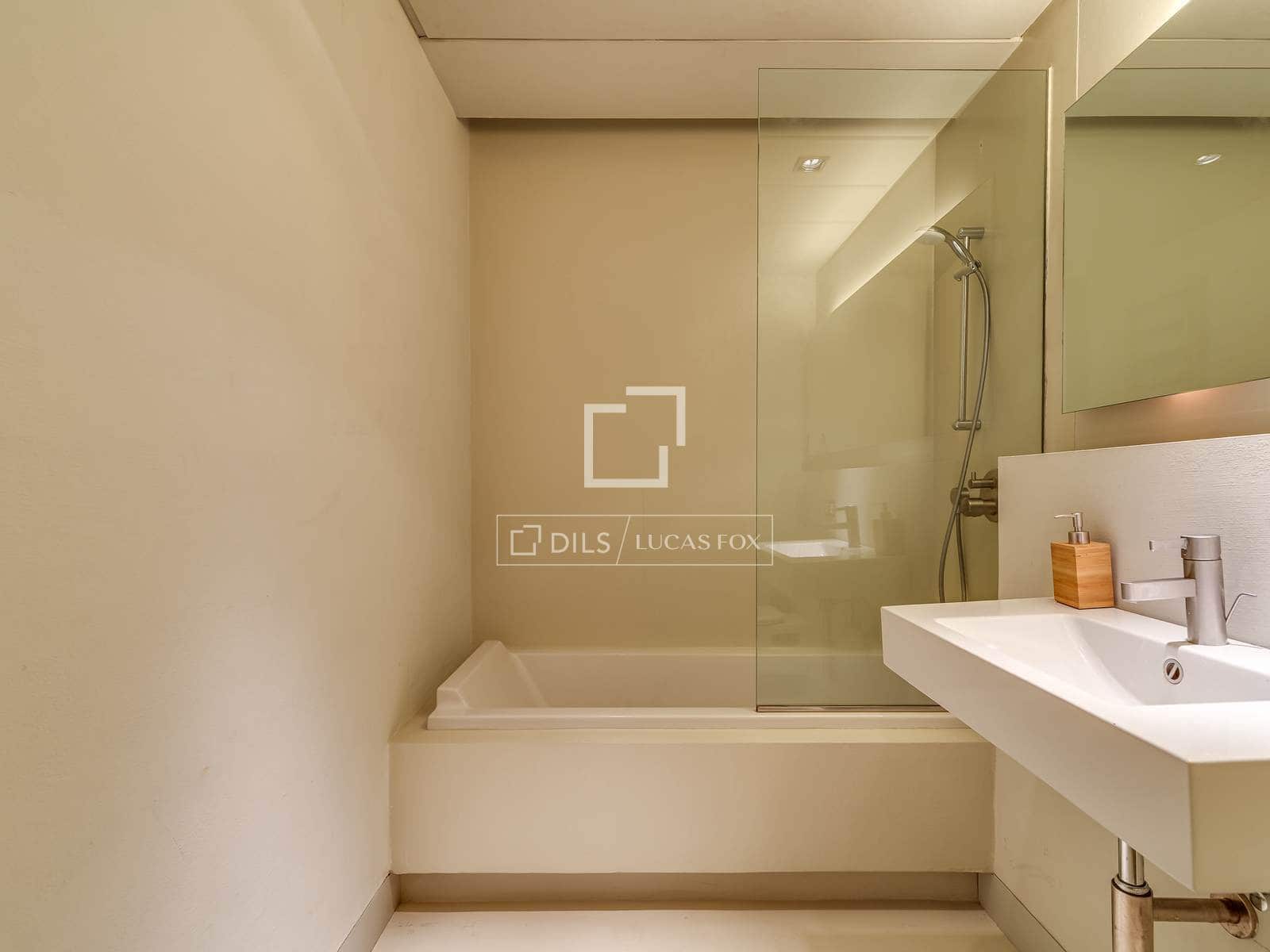 1 slaapkamer Appartement te koop in Barcelona stad - € 355.000 (Ref: 9802944)