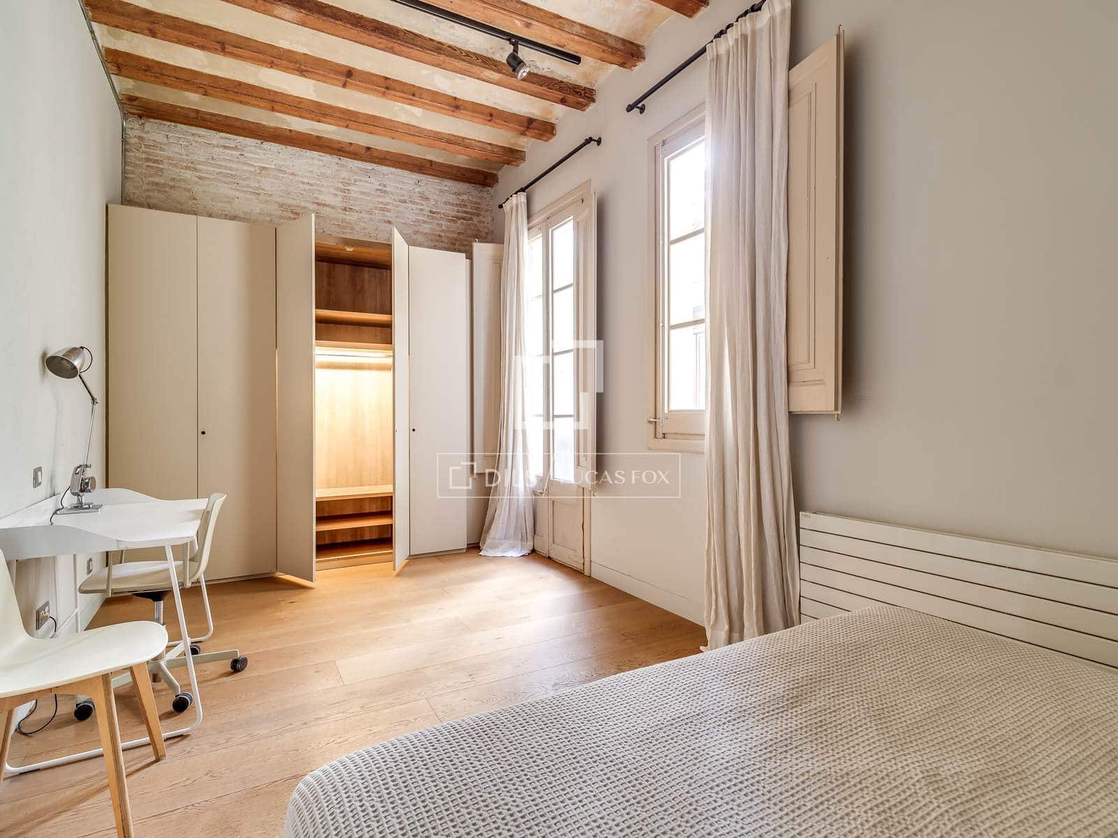 1 slaapkamer Appartement te koop in Barcelona stad - € 355.000 (Ref: 9802944)