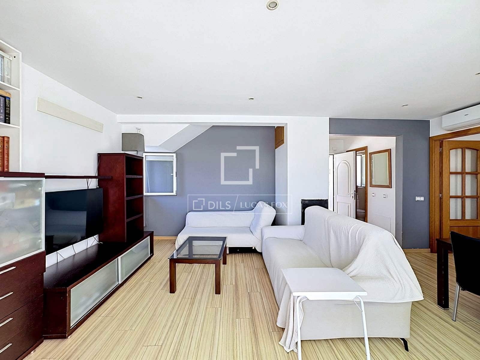 3 soverom Villa til salgs i Es Mercadal med svømmebasseng garasje - € 475 000 (Ref: 9802945)