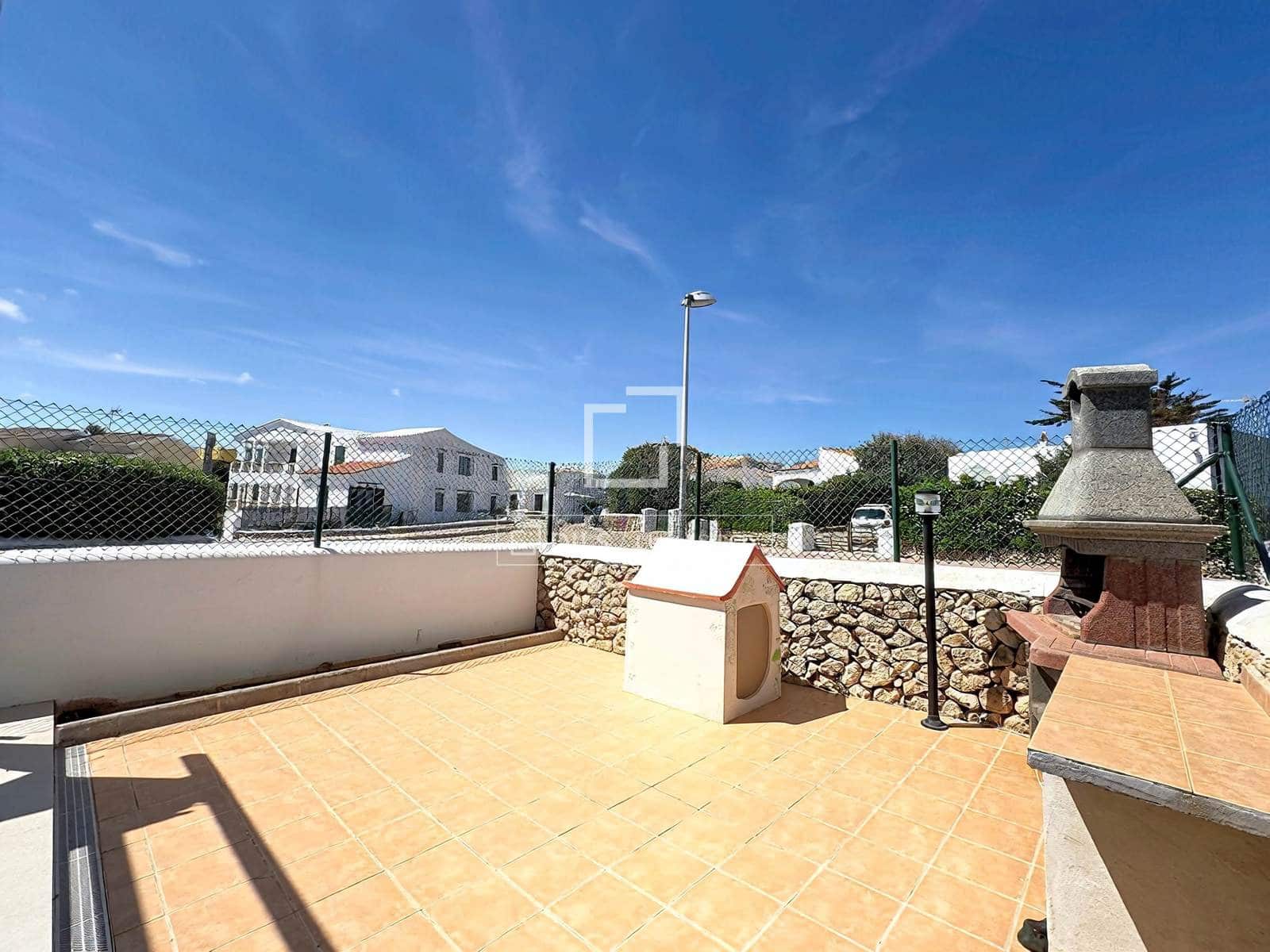 3 soverom Villa til salgs i Es Mercadal med svømmebasseng garasje - € 475 000 (Ref: 9802945)