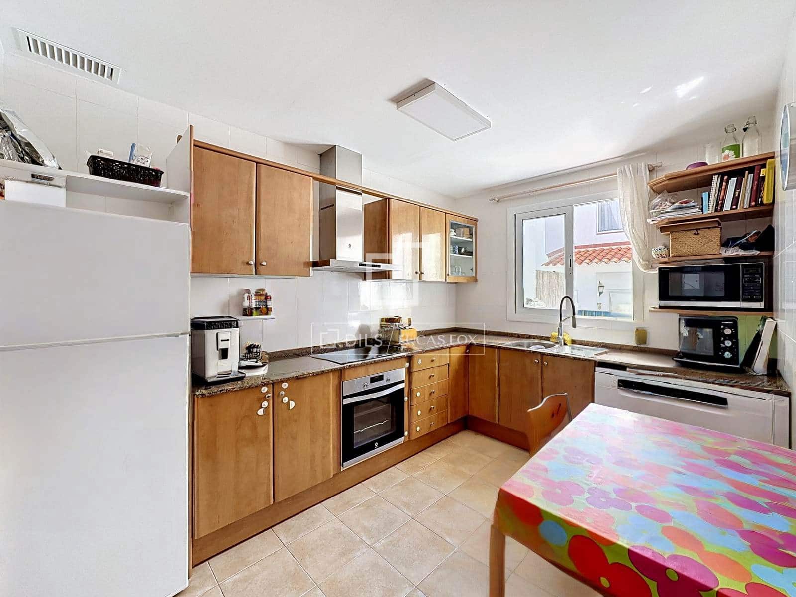 3 soverom Villa til salgs i Es Mercadal med svømmebasseng garasje - € 475 000 (Ref: 9802945)