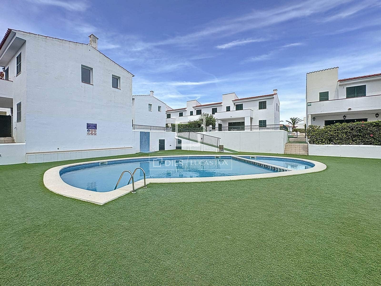 3 soverom Villa til salgs i Es Mercadal med svømmebasseng garasje - € 475 000 (Ref: 9802945)