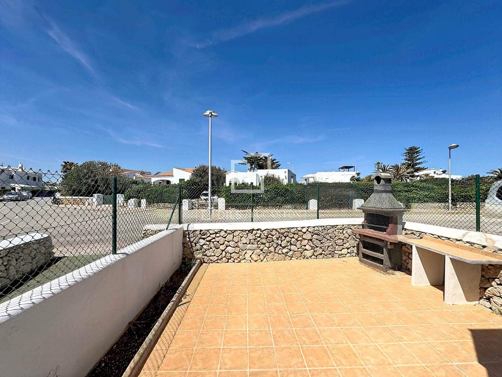 3 soverom Villa til salgs i Es Mercadal med svømmebasseng garasje - € 475 000 (Ref: 9802945)