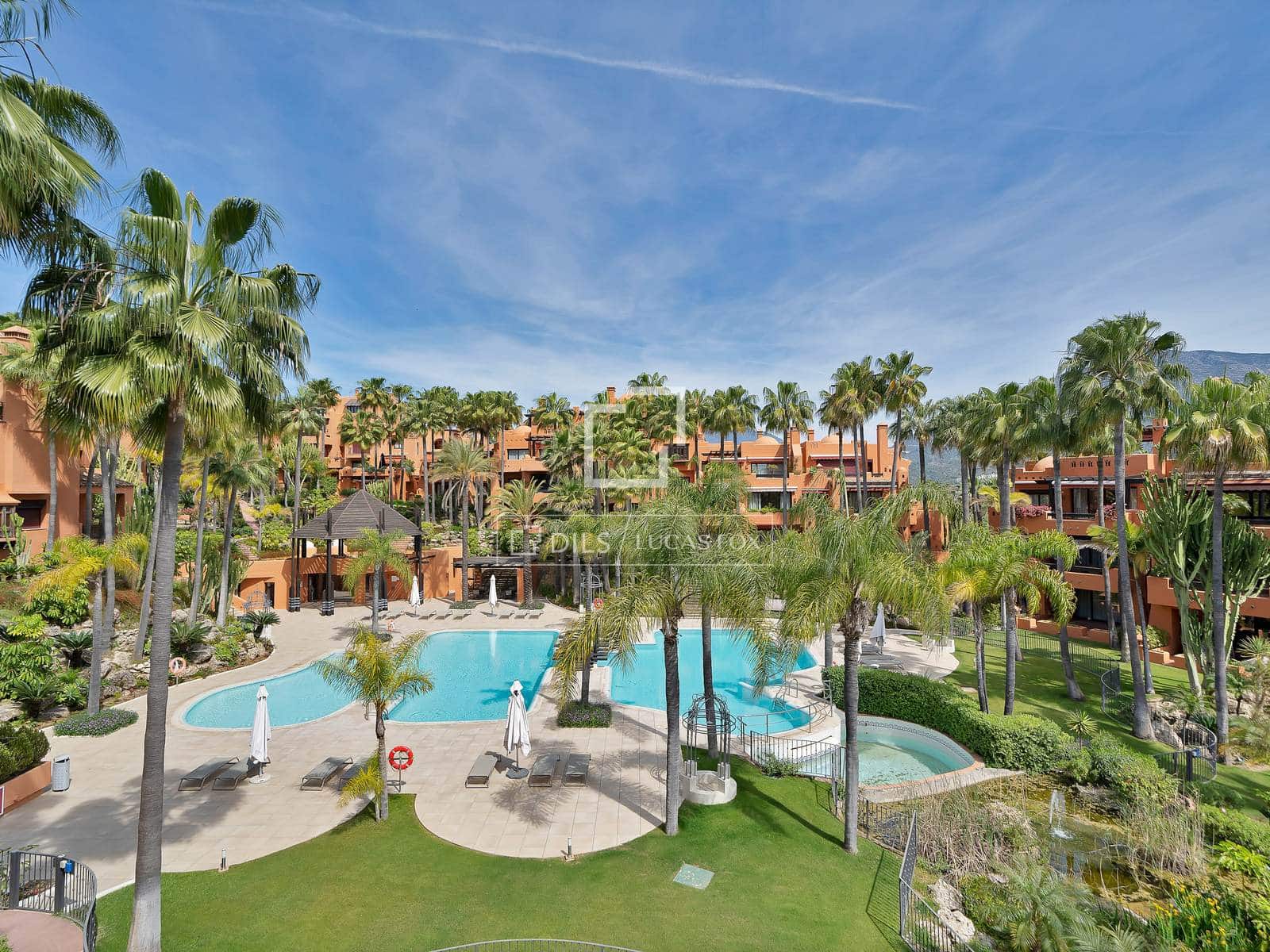 2 camera da letto Attico in vendita in Marbella con piscina garage - 1.695.000 € (Rif: 9802946)