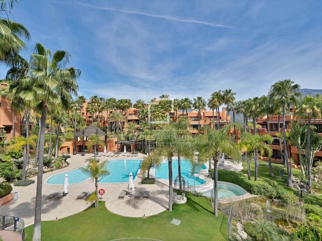 2 camera da letto Attico in vendita in Marbella con piscina garage - 1.695.000 € (Rif: 9802946)