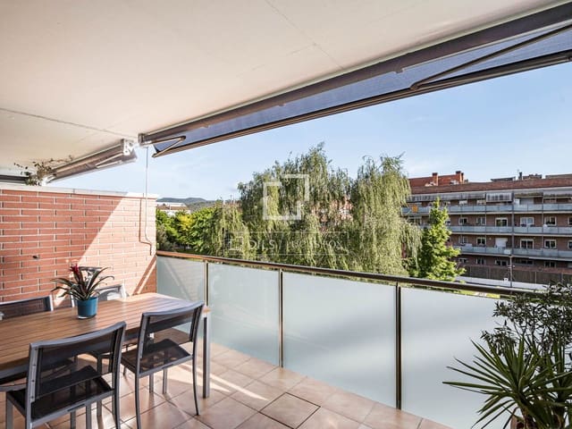 3 sovrum Lägenhet till salu i Sant Cugat del Vallès med pool garage - 790 000 € (Ref: 9802947)