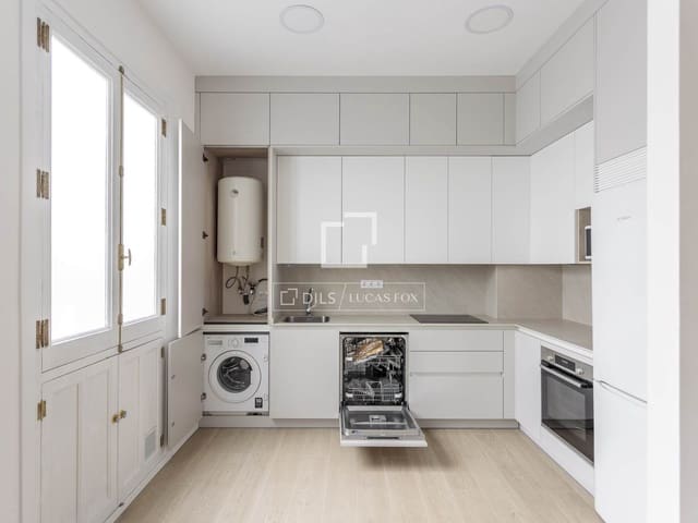 4 makuuhuone Huoneisto vuokrattavana paikassa Valencia kaupunki - 3 400 € (Ref: 9802948)