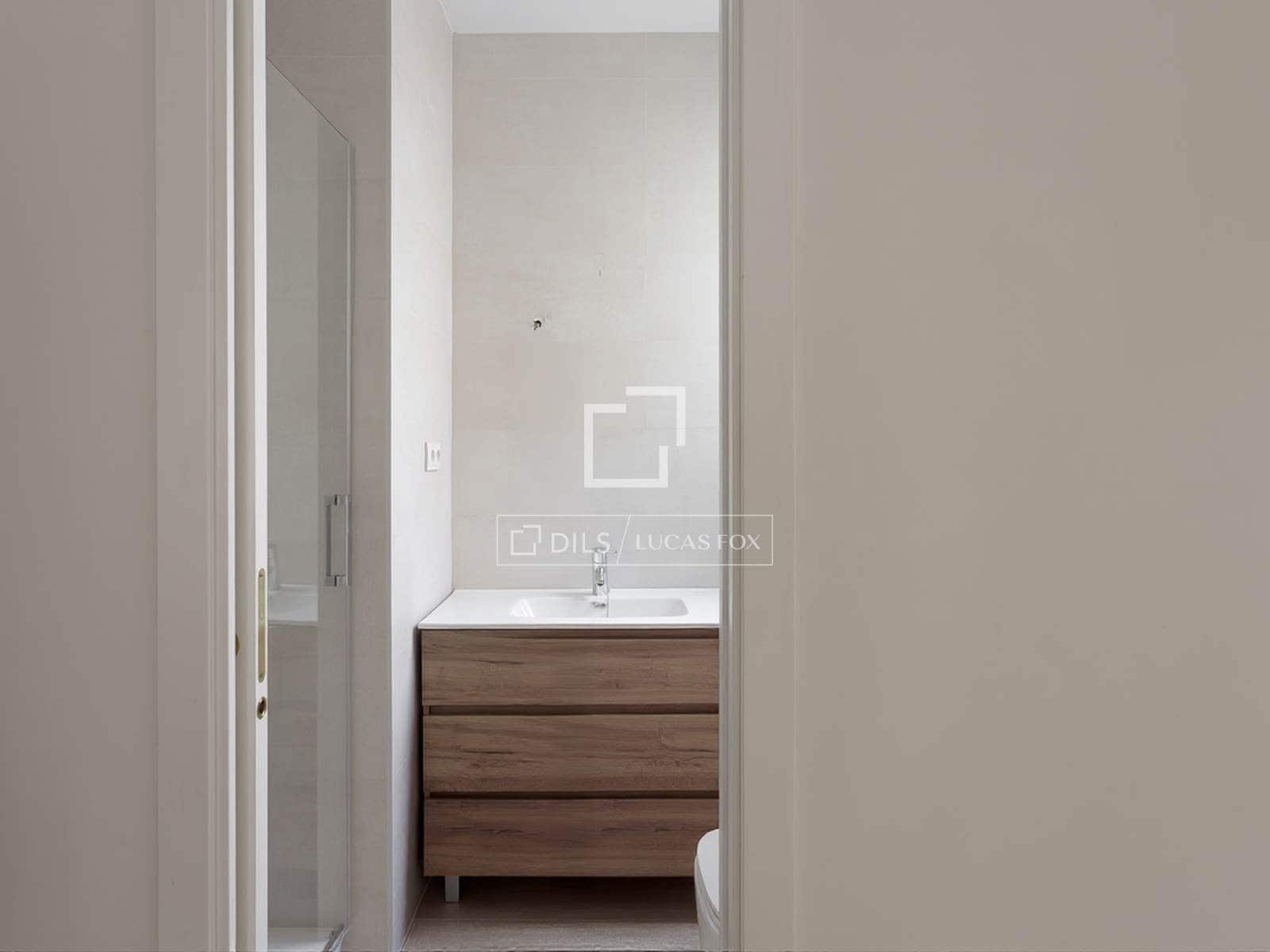 4 makuuhuone Huoneisto vuokrattavana paikassa Valencia kaupunki - 3 400 € (Ref: 9802948)