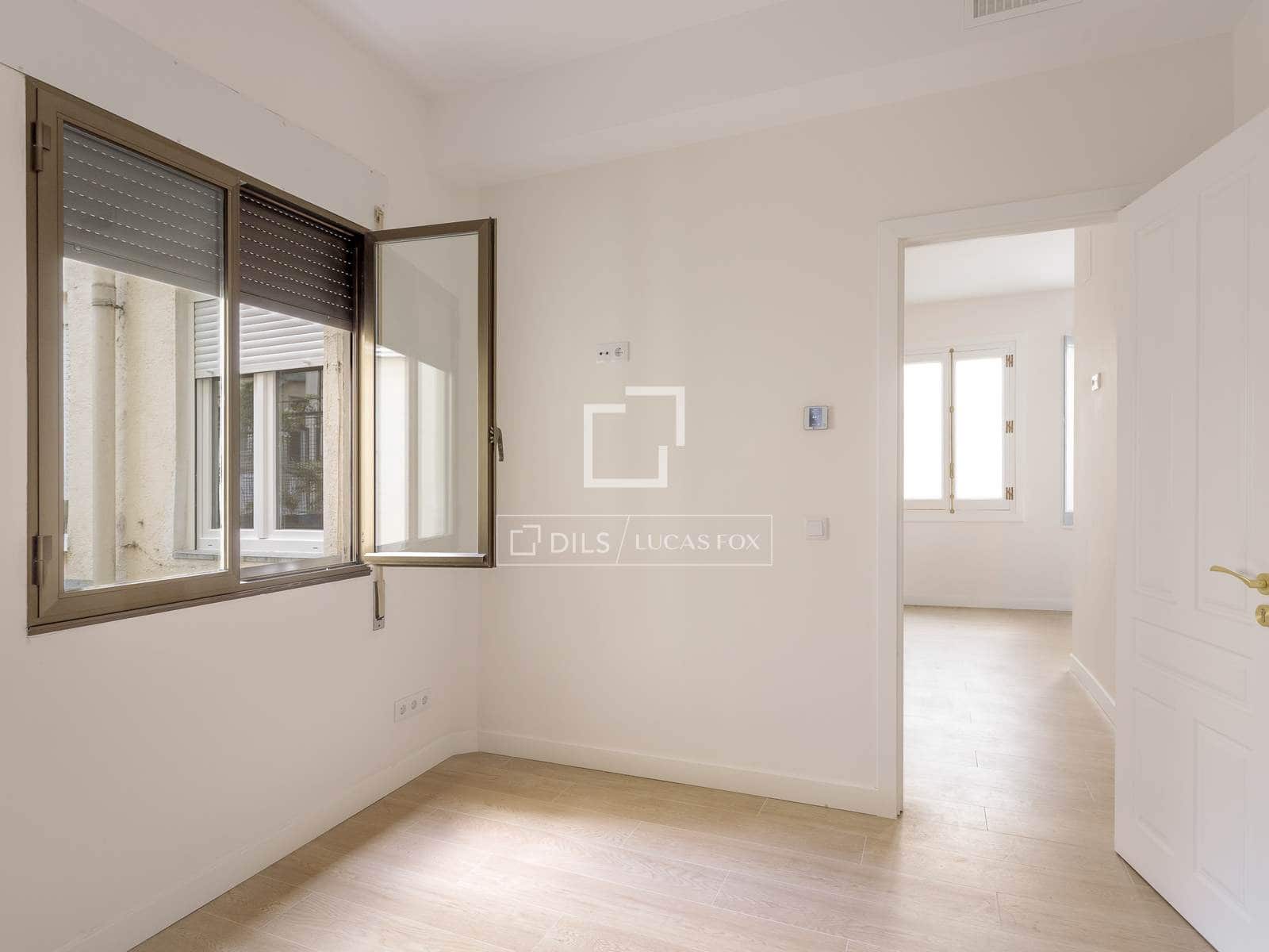 4 makuuhuone Huoneisto vuokrattavana paikassa Valencia kaupunki - 3 400 € (Ref: 9802948)