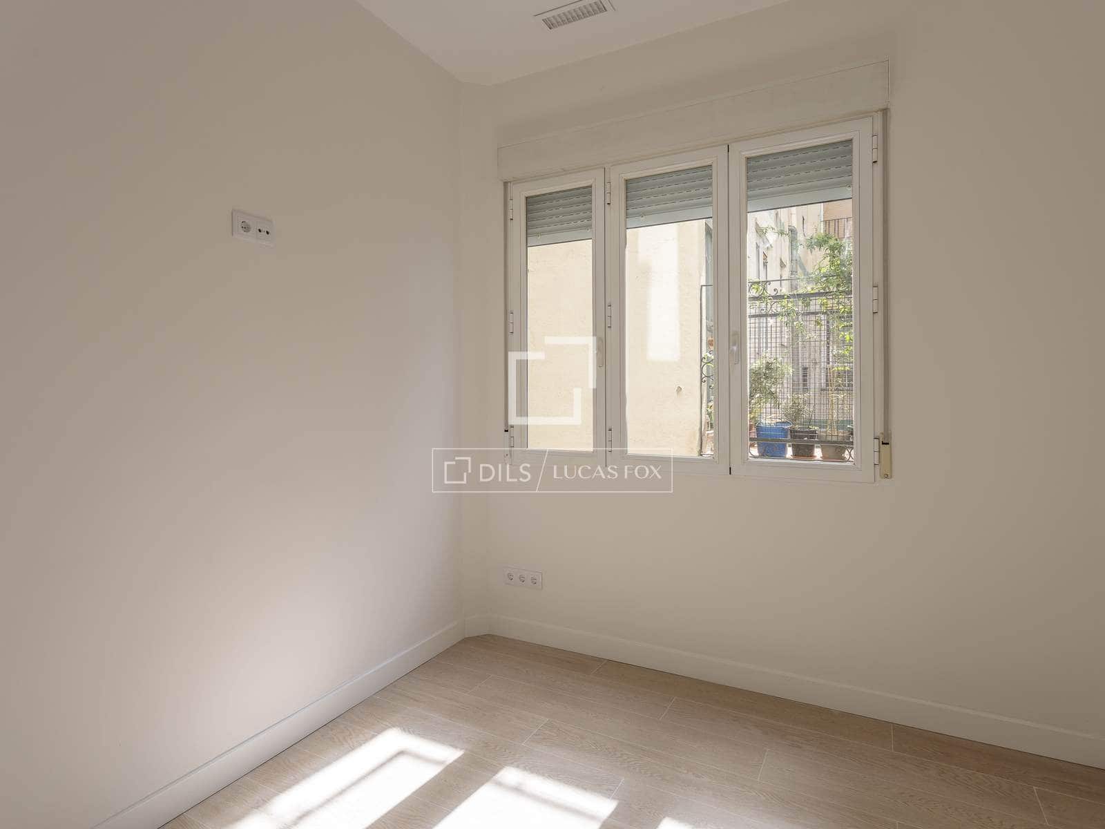 4 makuuhuone Huoneisto vuokrattavana paikassa Valencia kaupunki - 3 400 € (Ref: 9802948)