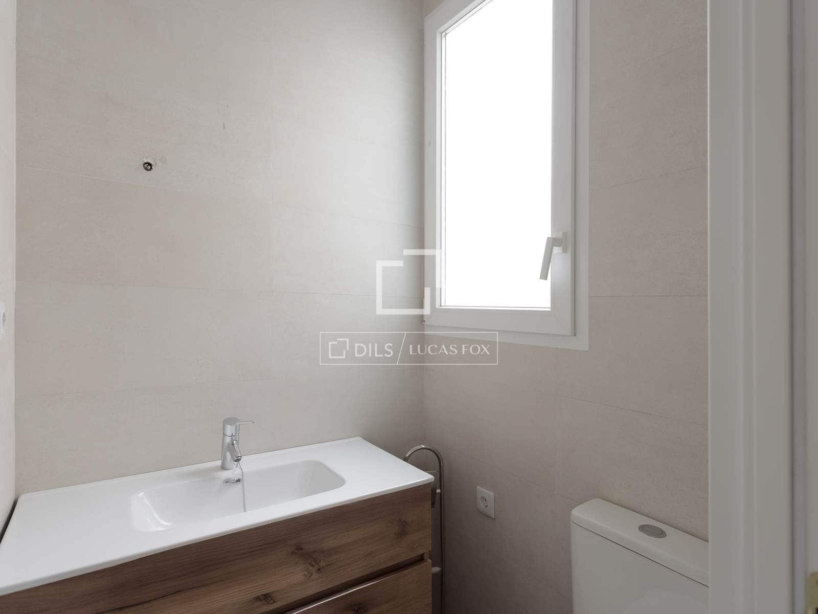 4 makuuhuone Huoneisto vuokrattavana paikassa Valencia kaupunki - 3 400 € (Ref: 9802948)