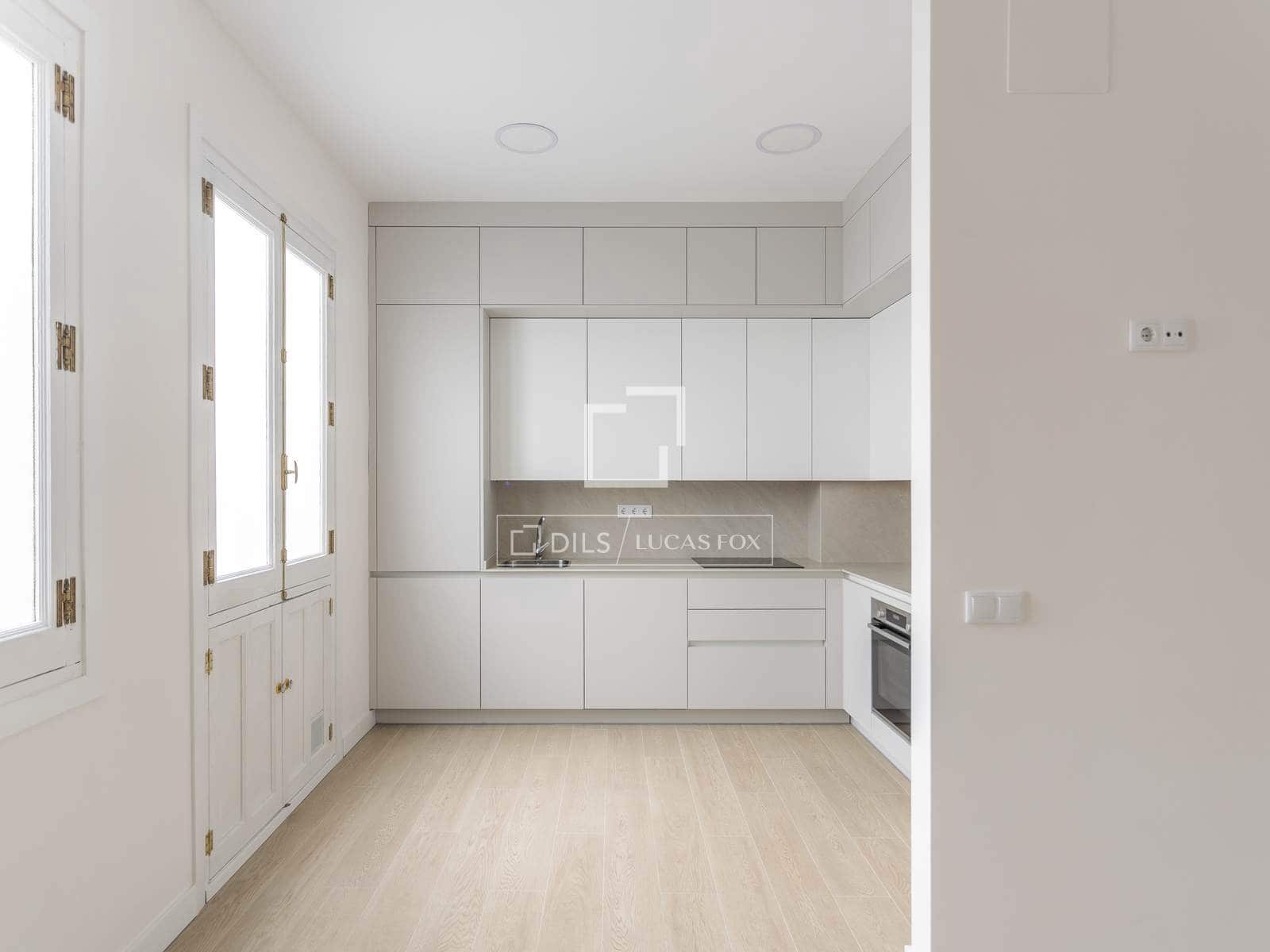 4 makuuhuone Huoneisto vuokrattavana paikassa Valencia kaupunki - 3 400 € (Ref: 9802948)