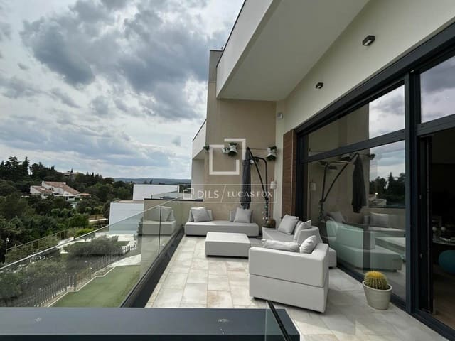 5 bedroom Villa for sale in Las Rozas de Madrid with pool garage - € 2,550,000 (Ref: 9803719)