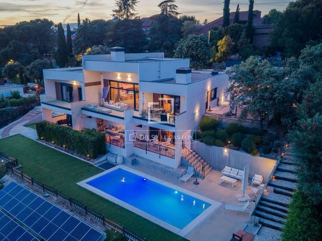 5 chambre Villa/Maison à vendre à Las Rozas de Madrid avec piscine garage - 2 550 000 € (Ref: 9803719)