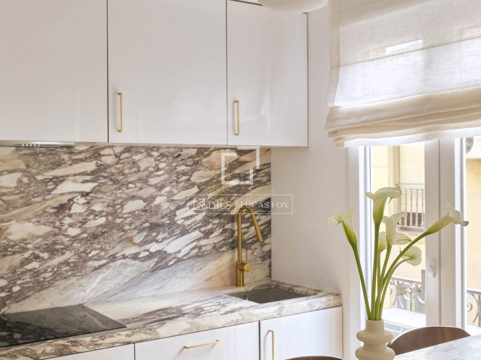 2 sovrum Lägenhet att hyra i Madrid stad - 2 900 € (Ref: 9803720)