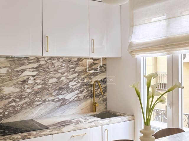 2 sovrum Lägenhet att hyra i Madrid stad - 2 900 € (Ref: 9803720)