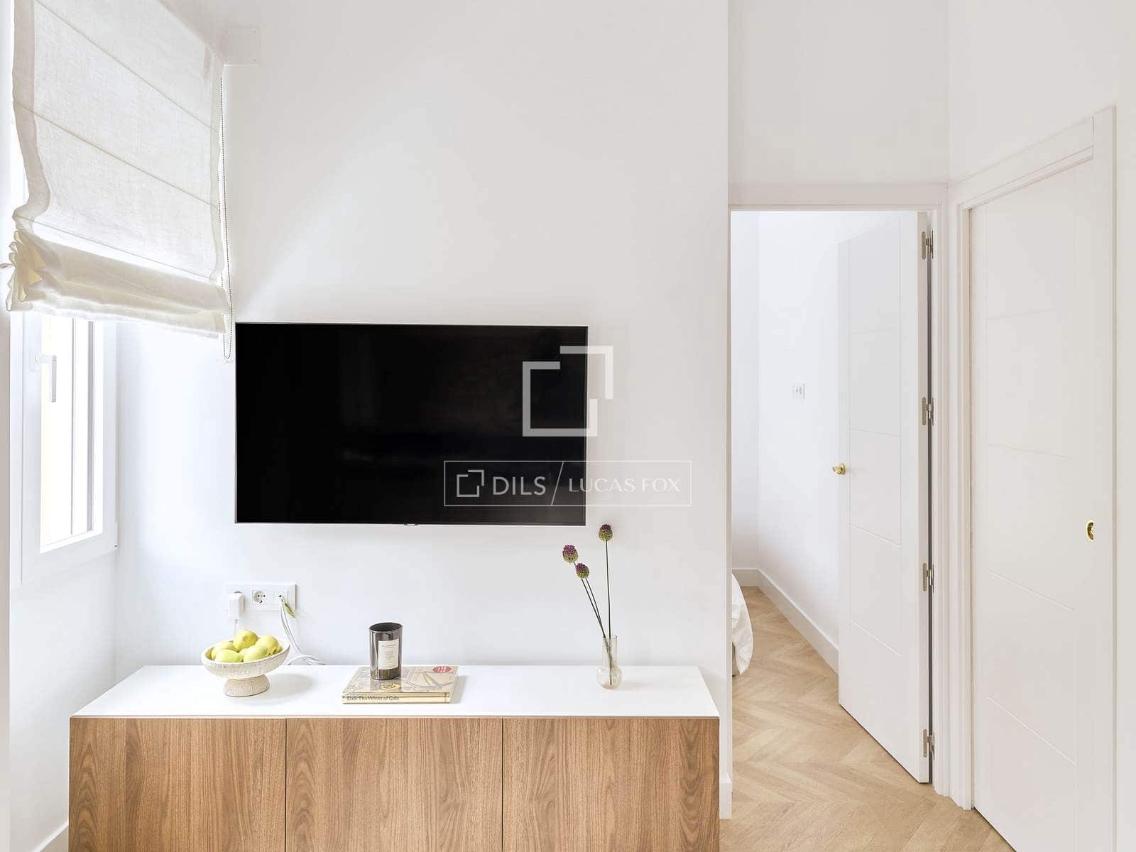 2 sovrum Lägenhet att hyra i Madrid stad - 2 900 € (Ref: 9803720)