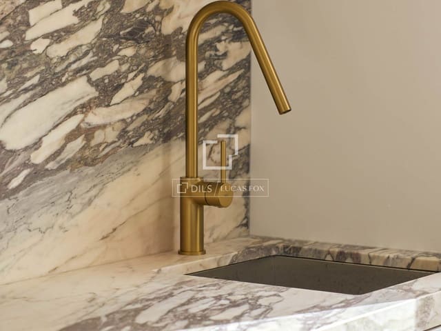 2 sovrum Lägenhet att hyra i Madrid stad - 2 900 € (Ref: 9803720)