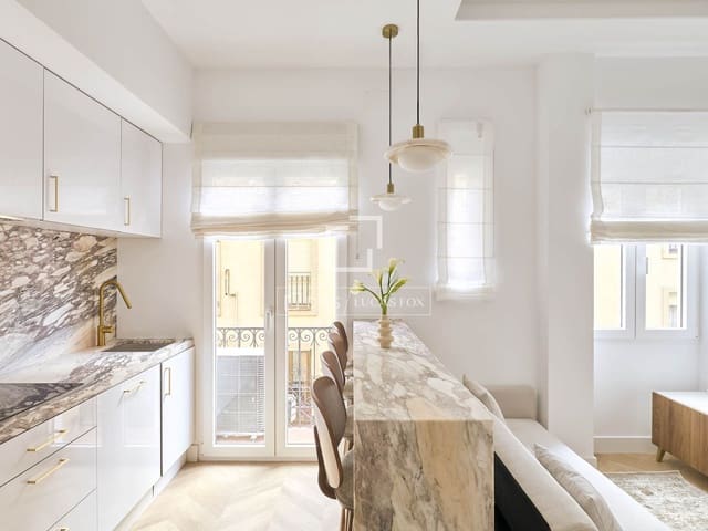 2 sovrum Lägenhet att hyra i Madrid stad - 2 900 € (Ref: 9803720)