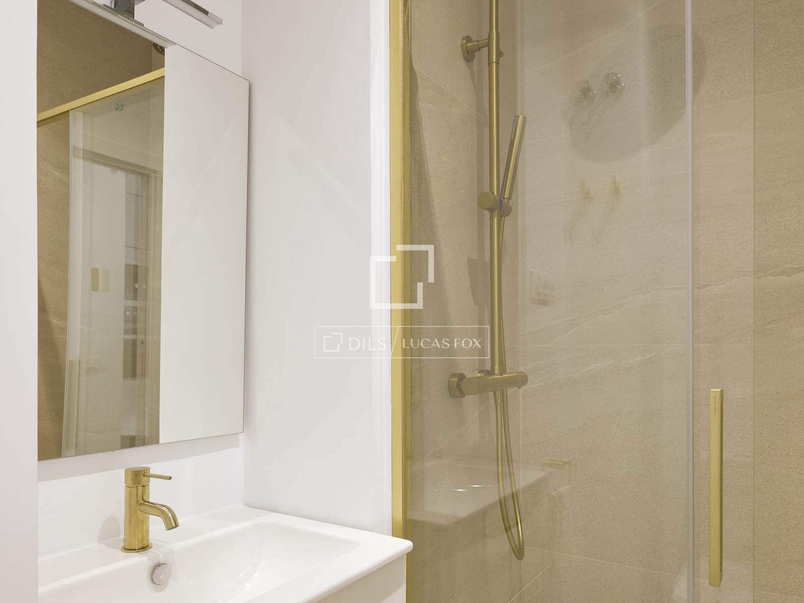 2 sovrum Lägenhet att hyra i Madrid stad - 2 900 € (Ref: 9803720)