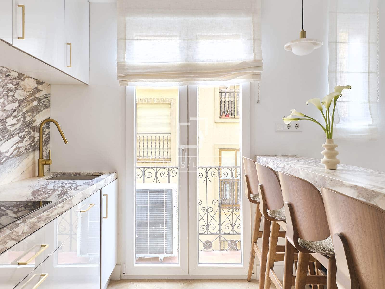 2 sovrum Lägenhet att hyra i Madrid stad - 2 900 € (Ref: 9803720)