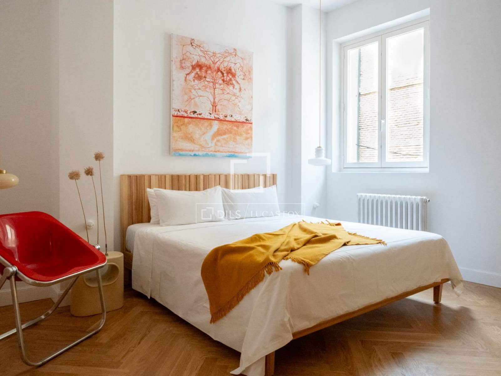 Apartamento de 2 habitaciones en Madrid ciudad en venta - 1.300.000 € (Ref: 9803721)