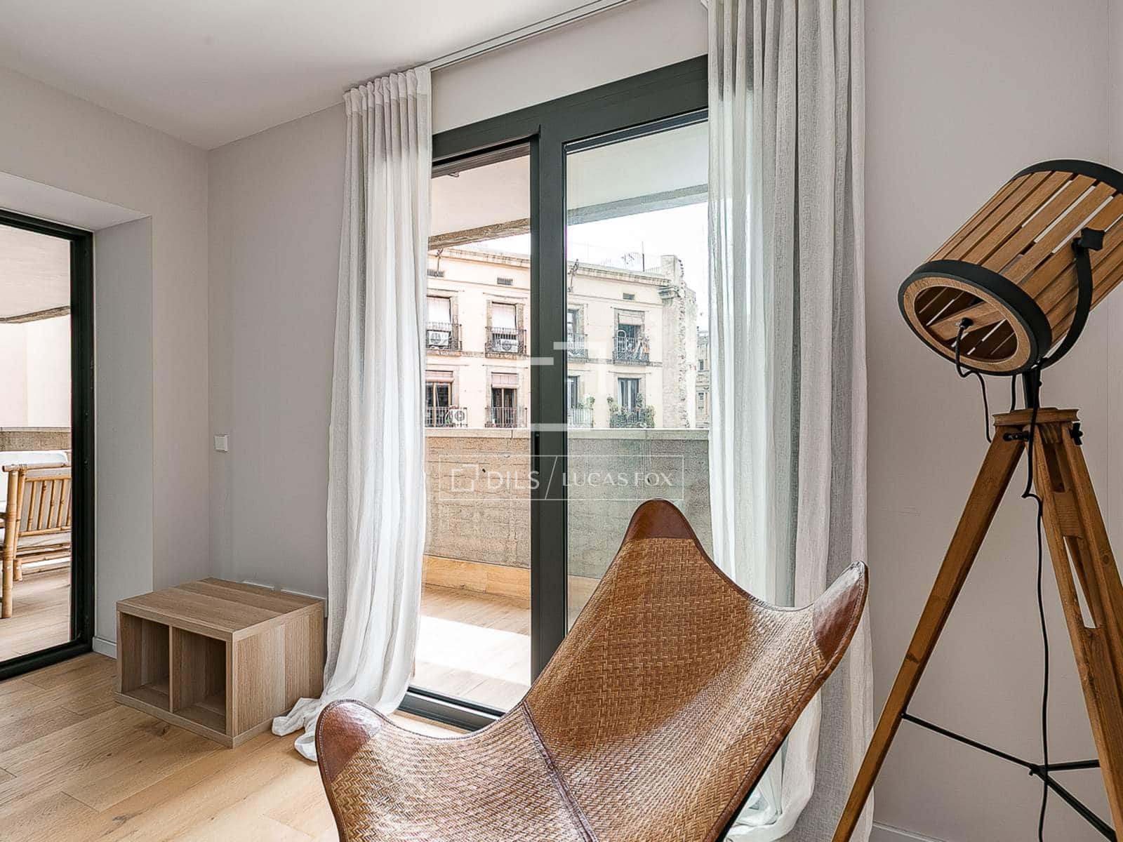 3 soveværelse Lejlighed til salg i Barcelona by - € 950.000 (Ref: 9803722)