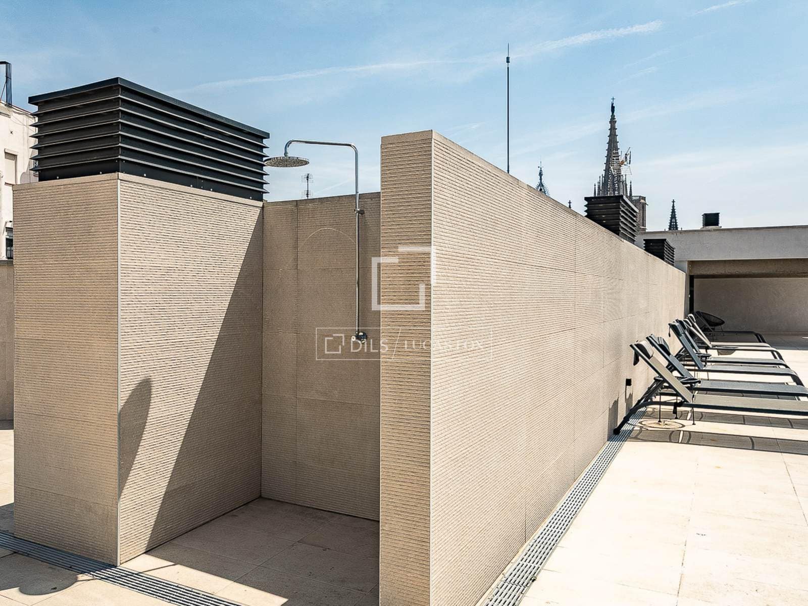 3 soveværelse Lejlighed til salg i Barcelona by - € 950.000 (Ref: 9803722)