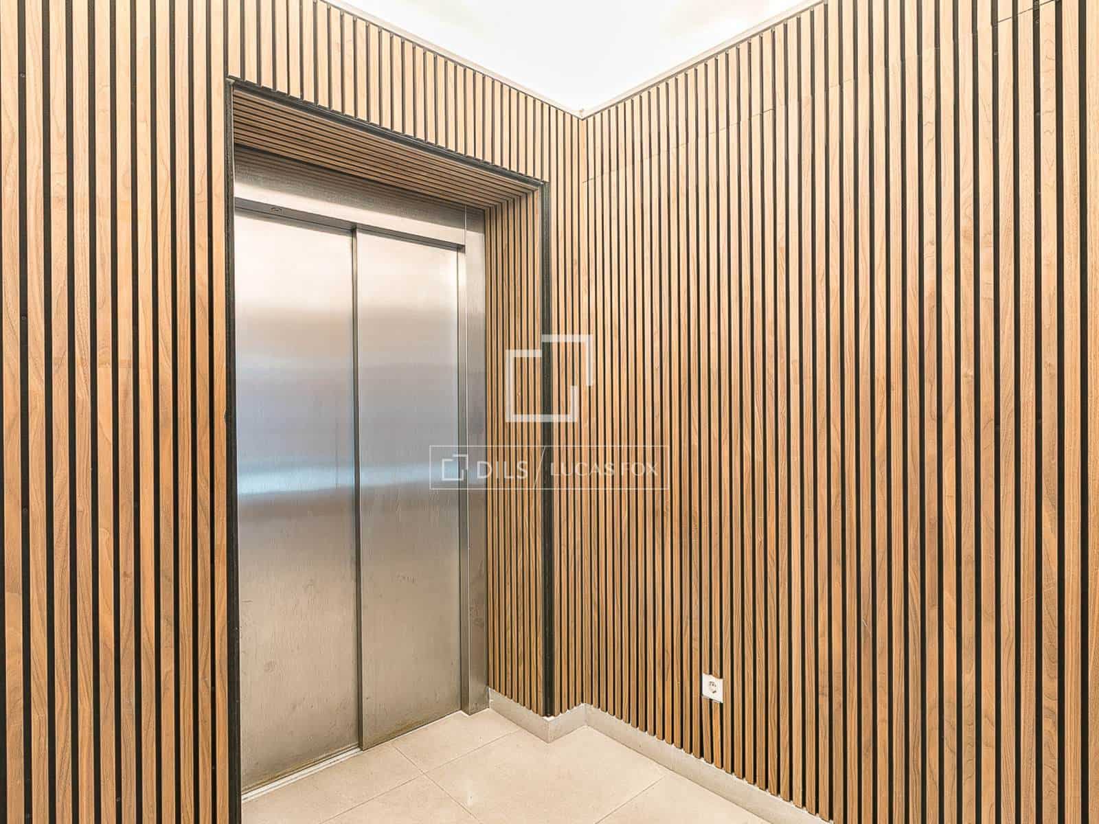 3 soveværelse Lejlighed til salg i Barcelona by - € 950.000 (Ref: 9803722)