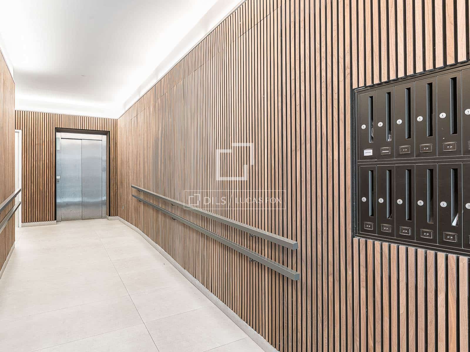 3 soveværelse Lejlighed til salg i Barcelona by - € 950.000 (Ref: 9803722)